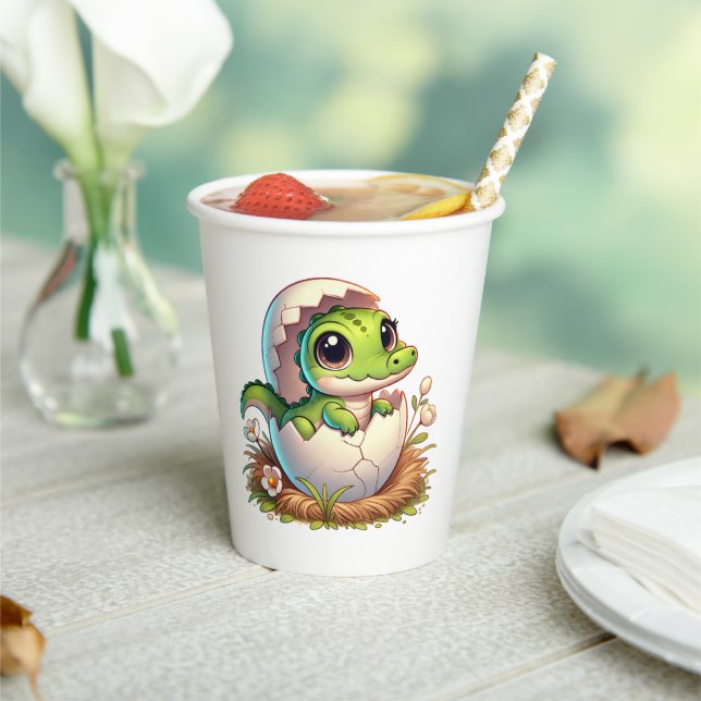 Niedlicher Kawaii Baby Alligator mit Babydusche Pappbecher (In Situ)