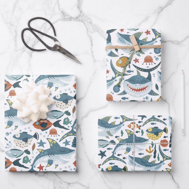 Niedlicher kleiner Hai unter Meerestier Geschenkpapier Set (Vorderseite)