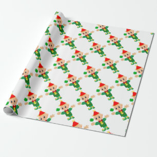 Niedlicher Kobold mit Klee Geschenkpapier