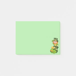 Niedlicher Kobold und Goldtopf auf hellgrün Post-it Klebezettel