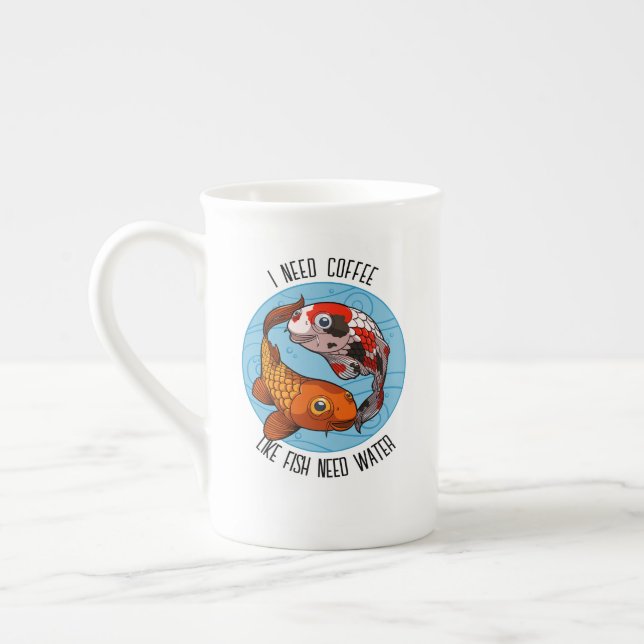 Niedlicher Koi-Karpfen Ich brauche Kaffee wie Fisc Prozellantasse (Links)