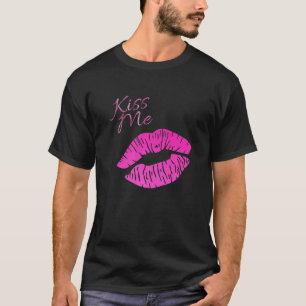 Niedlicher Koketter Kuss Me Lipstick Valentine Sin T-Shirt