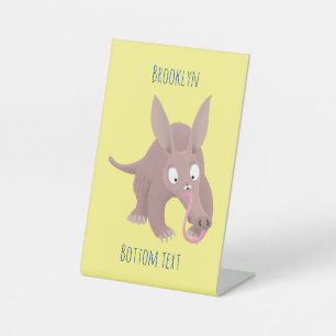 Niedlicher komischer Aardvark-Cartoon Sockelschild