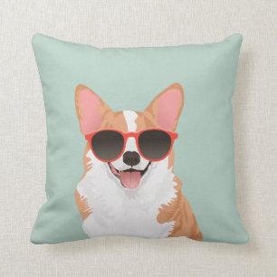 Niedlicher lächelnder Pembroke-WaliserCorgi für Kissen