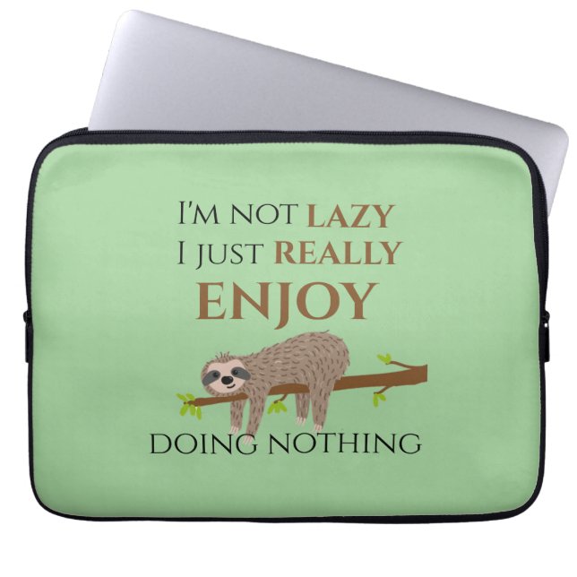 Niedlicher Lazy Sloth, der auf Baumwoll-Funny-Text Laptopschutzhülle (Vorderseite)