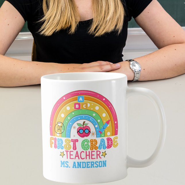Niedlicher Lehrer erster Klasse Personalisiert far Kaffeetasse (Von Creator hochgeladen)