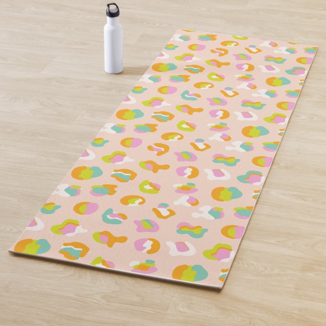 Niedlicher Leopard Druckkäfig Muster rosa Yogamatte (Beispiel)