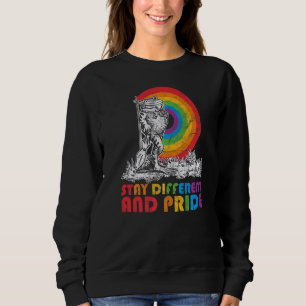 Niedlicher LGBT-Pride-Frosch Bleibe anders und sto Sweatshirt