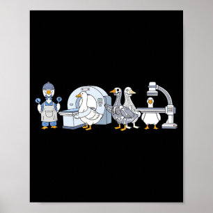 Niedlicher lustiger radiologischer Technologe Ente Poster