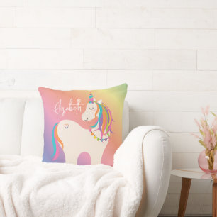 Niedlicher magischer Regenbogen Einhorn Personalis Kissen