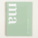 Niedlicher Monogramm Name Grüne Schule Planer<br><div class="desc">Organisieren Sie sich mit dem Niedlichen Monogram Name Green School Planner! Dieser stilvolle Planer ist ein Muss für hübsches Schulmaterial und zurück zum Schulbedarf. Perfekt für die Schule muss haben, es passt gut zu Ihrem Schulangebot Highschool Liste. Mit seinem niedlichen Schulmaterial-Design ist es eine ästhetische Schulausstattung von wesentlicher Bedeutung. Ideal...</div>