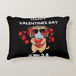 Niedlicher Mops Herzgefühl Maske Happy Valentinsta Dekokissen