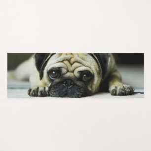 Niedlicher Mops Yogamatte