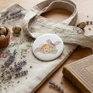 Niedlicher Osterhase mit floralem Ei Button