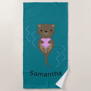 Niedlicher Otter umarmt das Herz Strandtuch