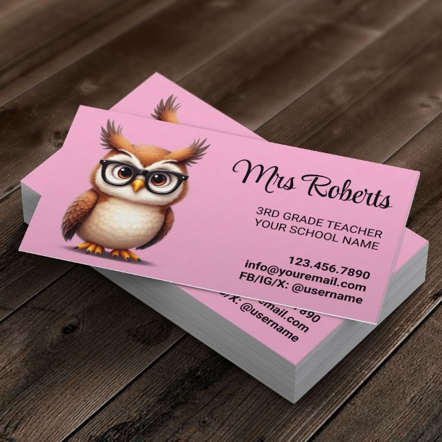 Niedlicher Owl Teacher Pastel Pink Visitenkarte (Von Creator hochgeladen)