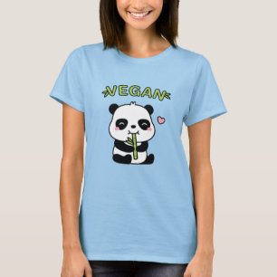 Niedlicher Panda-Bär beim Knabbern an Bambus Vegan T-Shirt