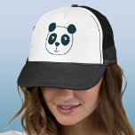 Niedlicher Panda-Bär Truckerkappe<br><div class="desc">Ein lustiger kleiner Panda-Bär, der jeden denkenden Tierfreund zum Lächeln bringt. Originelle Kunst von Nic Squirrell.</div>
