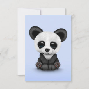 Niedlicher Panda Bear Cube auf Light Blue