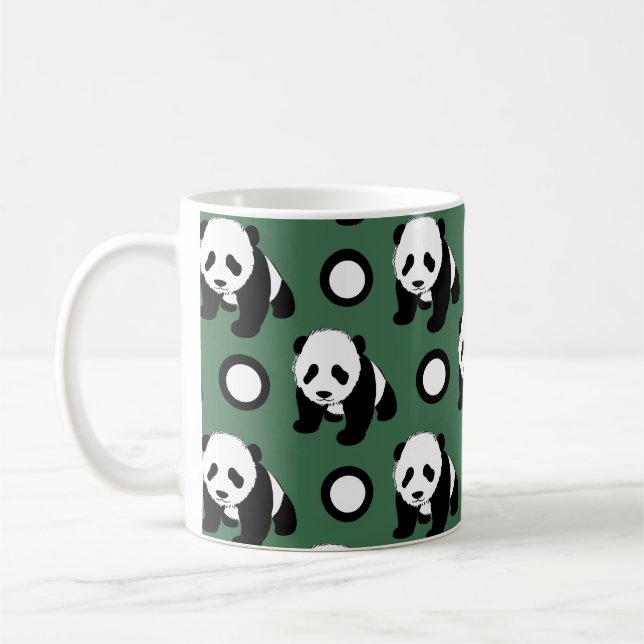 Niedlicher Panda; Grüne, schwarze u. weiße Tupfen Kaffeetasse (Links)