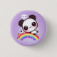Niedlicher Panda mit kawaii Nahrung auf Regenbogen Button (Vorderseite)