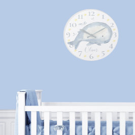 Niedlicher Personalisierter Watercolor Baby Whale  Große Wanduhr