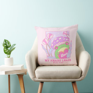 Niedlicher Pilz und Frosch - mein Herz springt für Kissen
