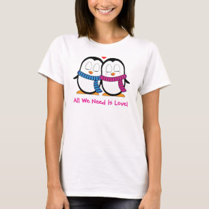 Niedlicher Pinguin Couple T - Shirt mit personalis