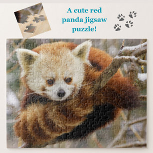 Niedlicher Red Panda auf Snowy Tree Jigsaw Puzzle