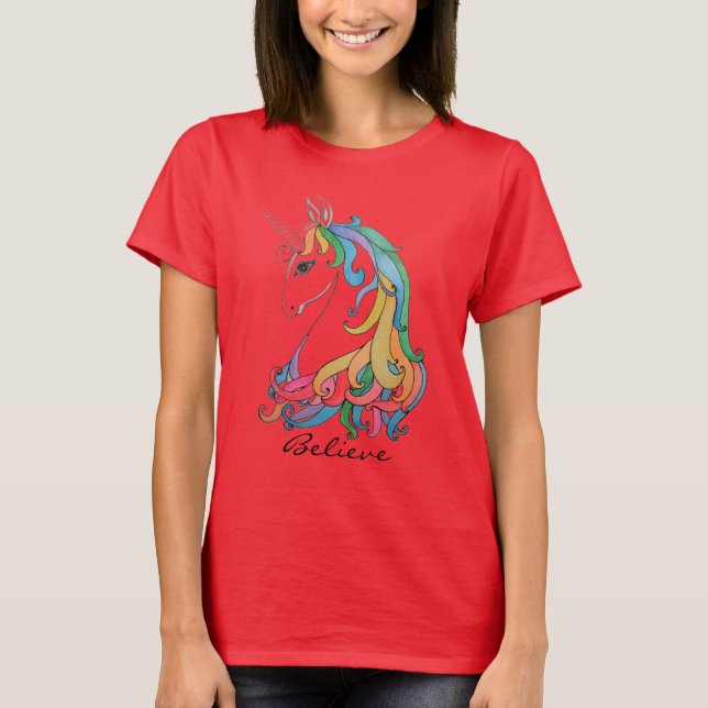 Niedlicher Regenbogen-Einhorn in Wasserfarbe T-Shirt (Vorderseite)