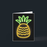 Niedlicher Retro Neon Ananas für hawaiianische Str Karte<br><div class="desc">Niedliche Ananas aus Retro für hawaiianische Strände Shirt</div>