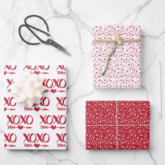 Niedlicher Roter und Weißer XOXO Herz - Valentinst Geschenkpapier Set (Vorderseite)