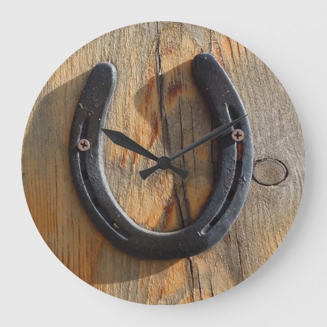 Niedlicher rustikaler Western Viel Glück Horseshoe Große Wanduhr (Vorderseite)