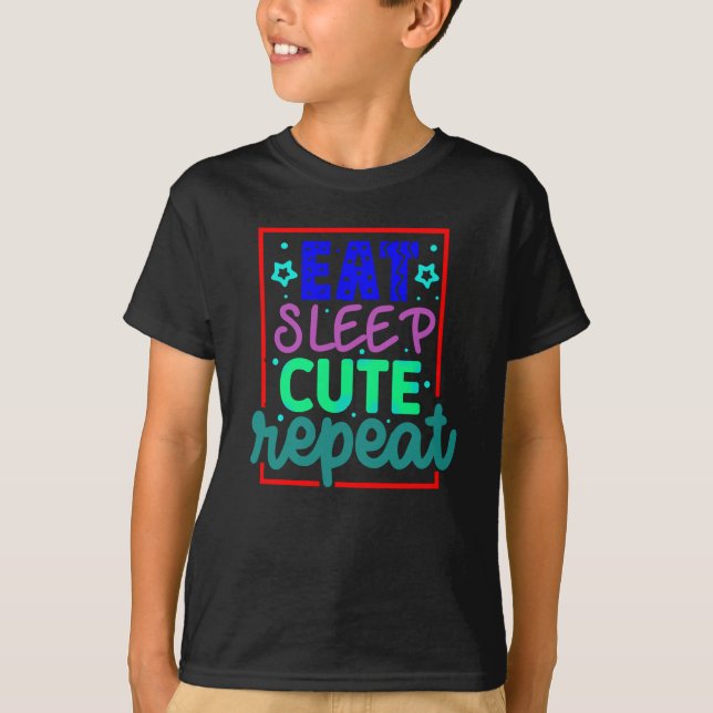 Niedlicher Schlaf wiederholen T-Shirt (Vorderseite)