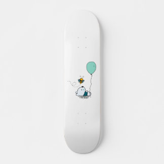 Niedlicher Schlafpanda mit Biene Skateboard