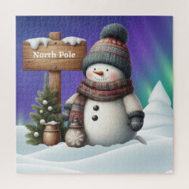 Niedlicher Schneemann am Nordpol mit Nordlichter