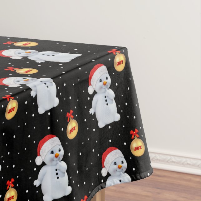 Niedlicher Schneemann und Schneeflocken auf Schwar Tischdecke (Beispiel)