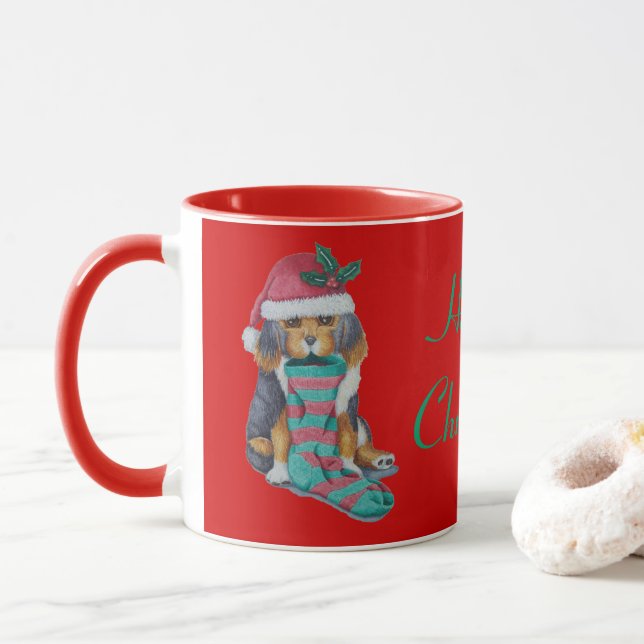 niedlicher, schwarz-brauner Welpe, zu Weihnachten  Tasse (Mit Donut)