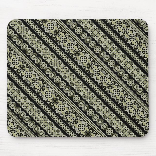 Niedlicher schwarzer ukrainischer Ornament-Hinterg Mousepad (Vorne)