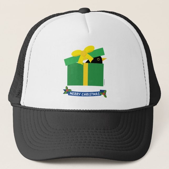 Niedlicher Schwarzvogel, der aus einer Geschenkbox Truckerkappe (Vorderseite)
