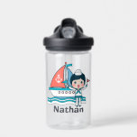 Niedlicher Seefahrer und Personalisiertes Schiff Trinkflasche<br><div class="desc">Niedliche Wasserflasche zum Thema Wassersport.</div>