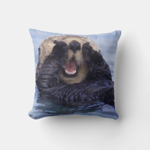 Niedlicher Seeotter   Alaska, USA Kissen