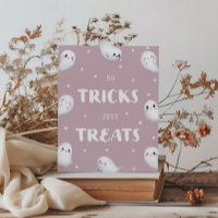 Niedlicher, seltsamer Halloween-Trick