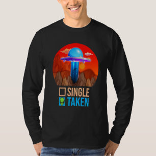 Niedlicher Single oder Alien UFO Valentine T-Shirt