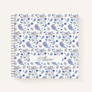 Niedlicher Sparrow und Blue-Blume-Hut Notizbuch