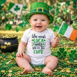 Niedlicher St. Patrick's Day Baby Strampler