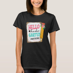 Niedlicher Stift Hallo Kindergarten glücklich erst T-Shirt