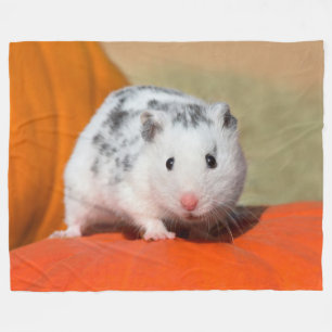 Niedlicher syrischer Hamster White Black Gepunktet Fleecedecke