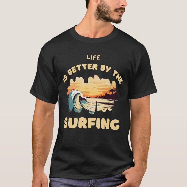 Niedlicher T - Shirt mit Surfdesign (Vorderseite)