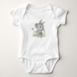 niedlicher Teddybär in einem Hutkarosserieanzug Baby Strampler